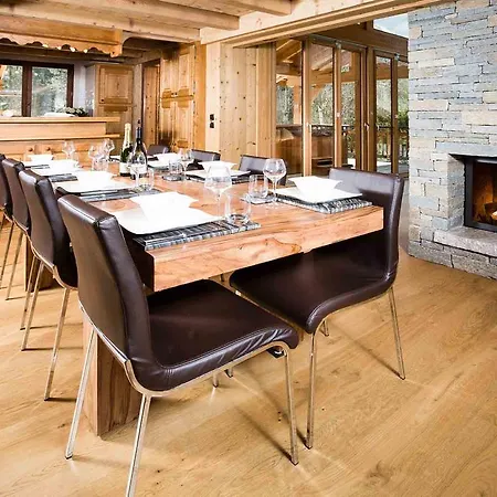 Chalet Les Brimbelles - All Year Chalet Chamonix