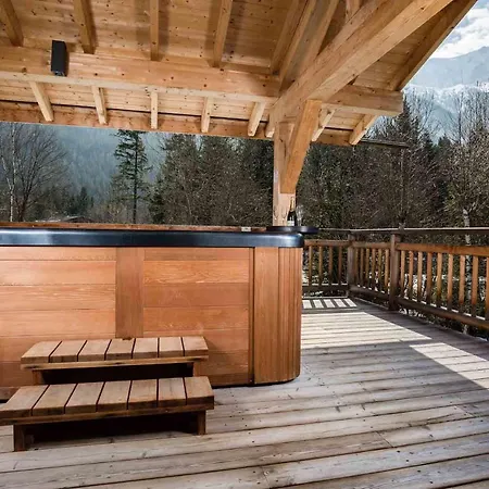 Chalet Chalet Les Brimbelles - All Year *