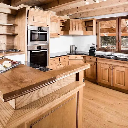 Chalet Chalet Les Brimbelles - All Year