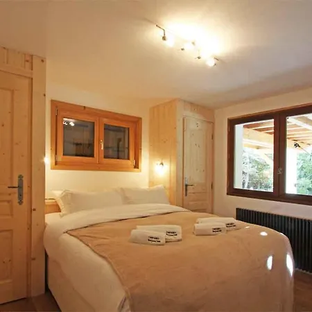 Chalet Les Brimbelles - All Year Chalet *